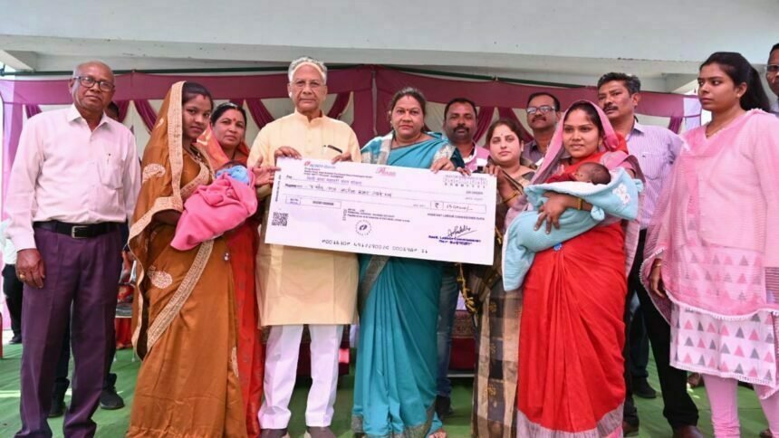 अधिक से अधिक श्रमिकों को मिले शासन की जन कल्याणकारी योजनाओं का लाभ-गृहमंत्री ताम्रध्वज साहू