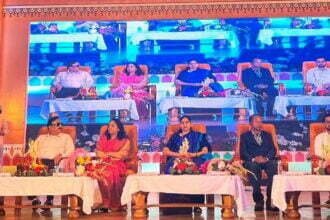 समाज कल्याण विभाग की पहल: राष्ट्रीय कार्यशाला में नौ राज्यों से रायपुर पहुंचे ट्रांसजेंडर्स, समाज की मुख्यधारा से जुडऩे रखे विचार और बिखेरी सांस्कृतिक छटा