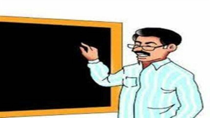 डीईओ की कार्रवाई: मंगल को तीन शिक्षकों का हो गया अमंगल, लापरवाही पड़ी भारी