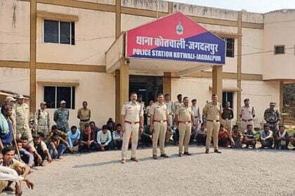 होली से पहले एक्शन में पुलिस, फरार चल रहे 56 स्थाई वारंटी गिरफ्तार
