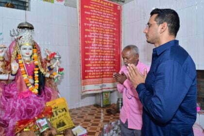 भिलाईवासियों की सुख-शांति और खुशहाली के लिए विधायक ने हर मंदिर में प्रज्ज्वलित किए मनोकामना ज्योति कलश