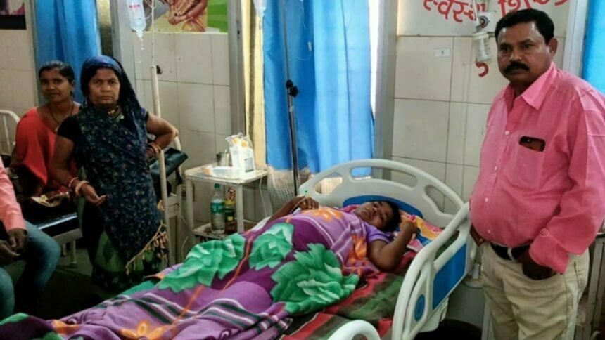प्रसव पीड़ा से पांच घंटे अस्पताल में तड़पती रही महिला, गर्भ में बच्चे की मौत, डॉक्टरों पर लापरवाही का आरोप