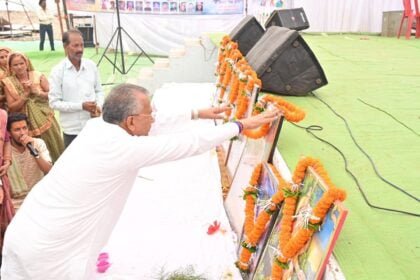 दाऊ राम चंद के स्मृति में आयोजित प्रदेश स्तरीय नाचा महोत्सव, गृहमंत्री ताम्रध्वज साहू ने दीपप्रज्वलन कर किया शुभारंभ