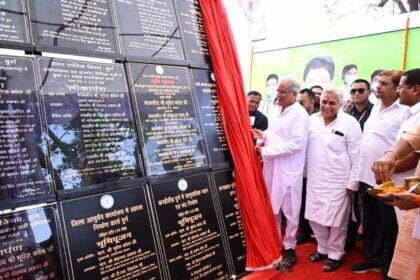 कका दिस दुरूग ल अब्बड़ अकन विकास कार्य के सऊगात, अऊ अंगरेजी स्कूल घलो