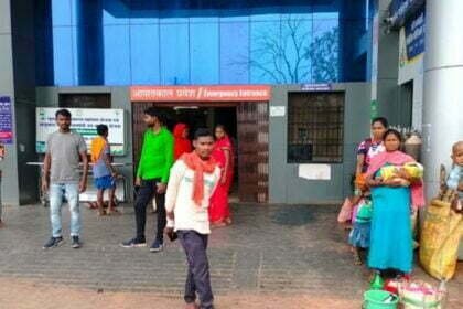 ओपीडी बंद: मरीजों का हाल बेहाल, कोरोना भत्ता को लेकर हजार से ज्यादा स्वास्थ्य कर्मचारी हड़ताल पर