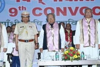 गरमाया आरक्षण का मामला: राज्यपाल सवालों के जवाब देने से बचते नजर आए, कहा-आस्क टू सीएम