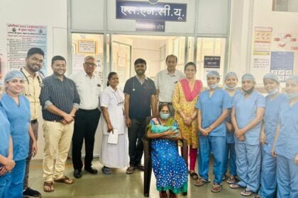 एसएनसीयू दुर्ग की बड़ी उपलब्धि: समय से पूर्व एवं अविकसित फेफड़ों के साथ जन्मे नवजात शिशु को डॉक्टरों ने दिया जीवनदान