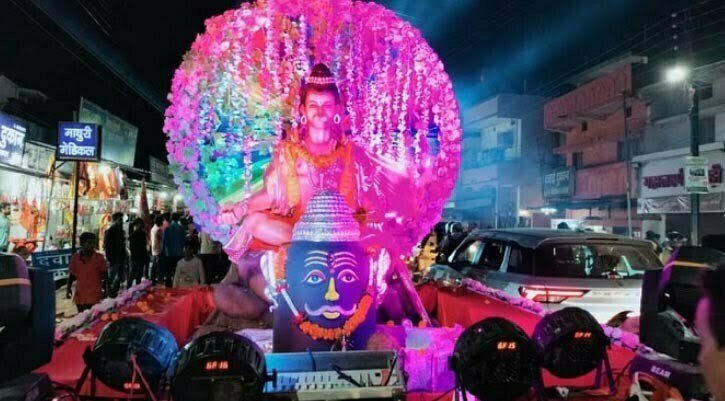धूमधाम से मनी हनुमान जयंती, निकली भव्य शोभायात्रा, मंदिरों में गूंजा जय श्रीराम