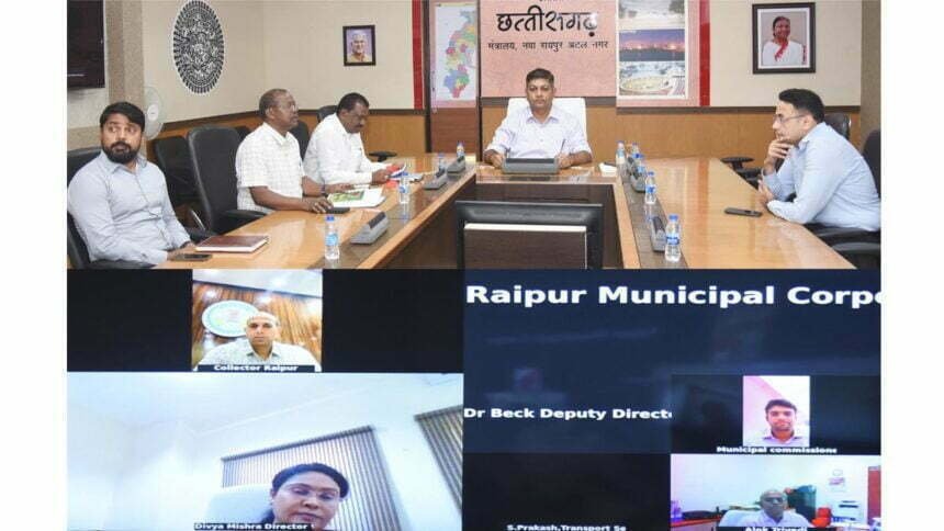 अंतर्राष्ट्रीय श्रमिक दिवस पर राजधानी में आयोजित होगा श्रम सम्मेलन, मुख्य सचिव ने ली तैयारियों की समीक्षा बैठक