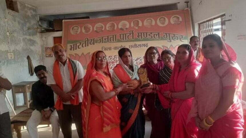 छत्तीसगढ़ में सुषमा स्वराज के नाम से अवार्ड की शुरुआत, पांच महिलाओं को मिला सम्मान