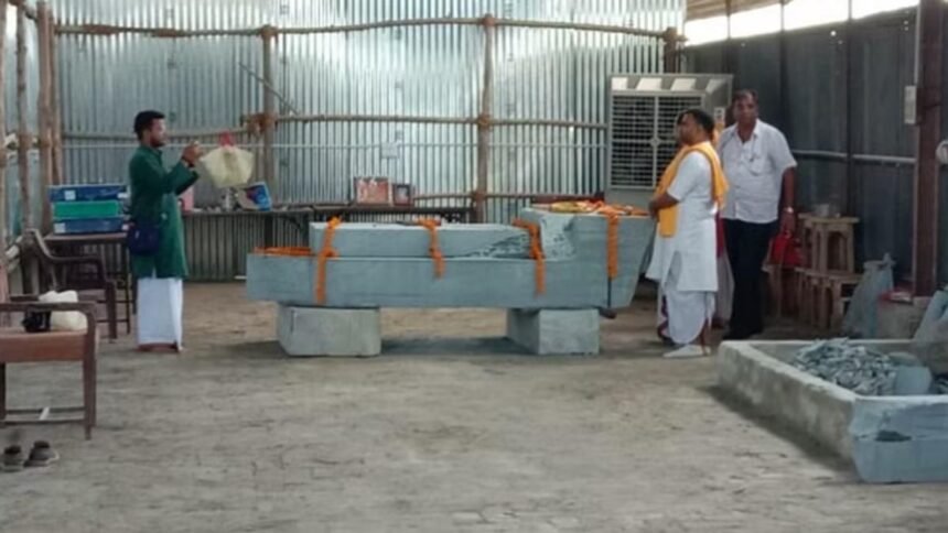 Ayodhya: शिलापूजन कर रामलला की मूर्ति का निर्माण कार्य शुरू, 4-5 महीने में हो जाएगा तैयार