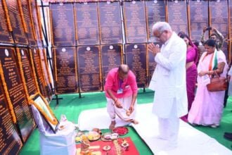 भेंट मुलाकात: सीएम बघेल ने धमतरी जिले को दिए 137 करोड़ रूपए के विकास कार्यों की सौगात