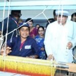 मुख्यमंत्री ने किया परिधान सिलाई सेंटर का अवलोकन, एक साथ 20 महिलाएं कर रही हैं स्कूल ड्रेस सिलाई का कार्य