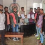 नशा के अवैध कारोबार ल बंद करे बर छत्तीसगढिय़ा क्रांति सेना ह छावनी थाना म सउपीस ज्ञापन