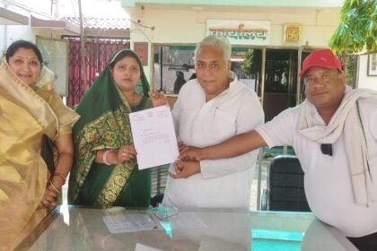 दीपिका बनी स्वामी आत्मानंद अंग्रेजी माध्यम तितुरडीह की विधायक प्रतिनिधि