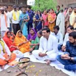 भेंट मुलाकात के दौरान की गई घोषणाओं को पूरा कर रहे विधायक देवेन्द्र यादव, वार्ड 43 और 44 में विकास कार्यों का किया भूमिपूजन