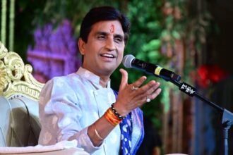 राजा वही जो गरीब से इंसाफ करे, शबरी के बेर खाकर जमाने को मोड़ दे: डॉ. कुमार विश्वास