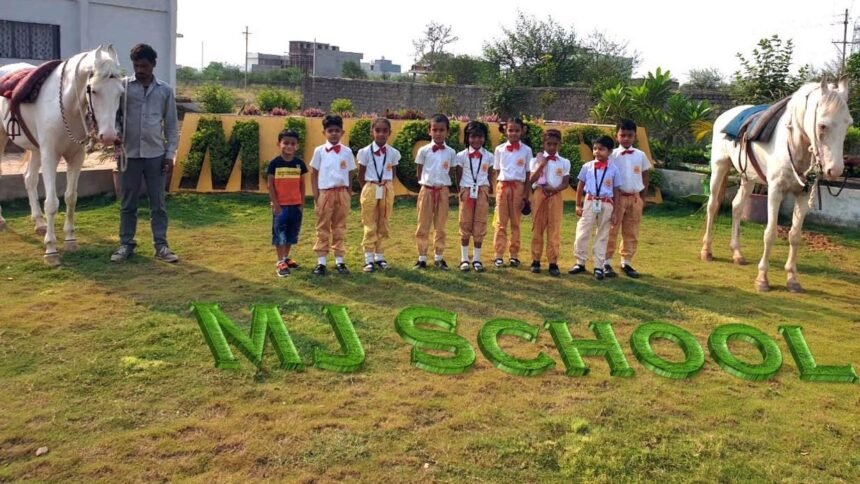 भिलाई के इस स्कूल में मुफ्त मिल रहा यूनिफॉर्म, बैग एवं बुक्स, लाभ का यह अंतिम अवसर
