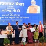 एम्स-रायपुर में छठे रोजगार मेले का आयोजन: केन्द्रीय राज्यमंत्री ने 184 नवनियुक्त कर्मियों को सौंपे नियुक्ति-पत्र