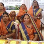 शासन की योजनाओं से जुड़कर आर्थिक स्वालंबन की ओर महिला समूहों के बढ़ते कदम