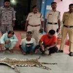 पुलिस को मिली सफलता, तेंदुए की खाल के साथ चार तस्कर गिरफ्तार