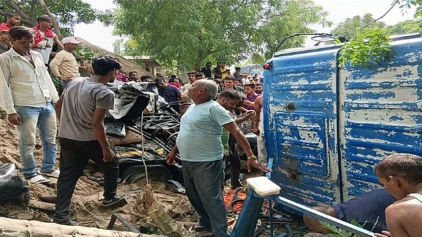 बड़ा हादसा: टेंपो और टैंकर की टक्कर, लीलापुर में मौत ने लील ली आठ जिंदगी, कई की हालात नाजुक