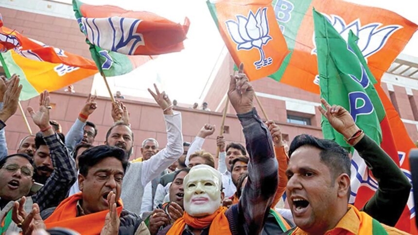 Cg Politics: बंगाल की तर्ज पर आक्रामक चुनाव लडऩे के मूड़ में, भाजपा, शाह के निर्देश, - ढूंढो कांग्रेस की कमजोरियां