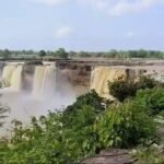 Adventure: उफान पर चित्रकोट जलप्रपात: लगातार बारिश ने बढ़ाई भारत के 'नियाग्रा' की खूबसूरती, देखने उमड़ रहे पर्यटक