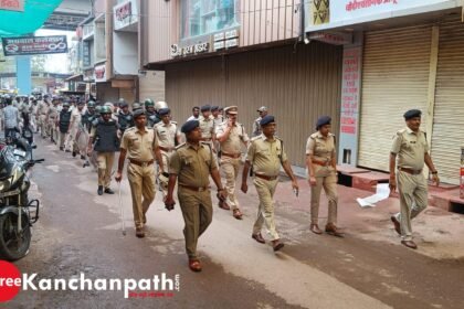 भिलाई में तनाव: मंदिर में तोडफ़ोड़ को लेकर बवाल, पुलिस ने शांति बनाए रखने निकाला फ्लैग मार्च