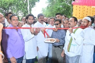 अव्यवस्थित ठेले, गुमटीओ को व्यवस्थित कर सुंदर बसाहट के लिए निगम बना रहा है वेंडिंग जोन, महापौर नीरज पाल ने किया शुभारंभ