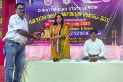 तीसरे दिन शह-मात के खेल की साक्षी बनी रत्नावली कौशल