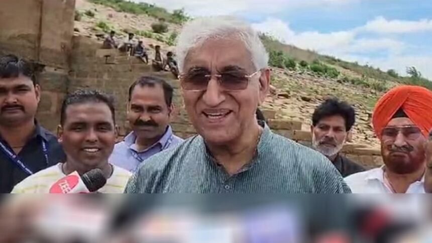 CG Politics: गृहमंत्री के एक माह में तीन दौरे को लेकर उपमुख्यमंत्री ने कसा तंज, कहा-अब किराए के मकान में रहेंगे अमित शाह