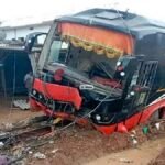 हैदराबाद से जगदलपुर आ रही कृष्णा ट्रैवल्स की हादसे का शिकार, चालक-परिचालक सहित सभी यात्री सुरक्षित