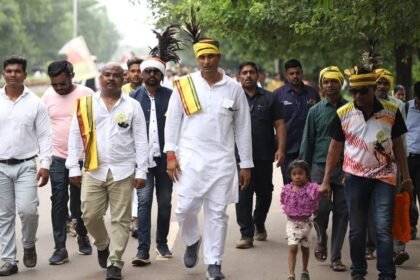 बूढ़ादेव के जयकारे से भक्तिमय हुआ भिलाई, आदिवासी समाज ने निकाली मौन रैली, विधायक देवेन्द्र हुए शामिल