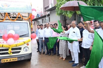 सभी किसानों से 16 अगस्त तक फसल बीमा कराने की अपील, कृषि मंत्री ताम्रध्वज साहू ने फसल बीमा जागरूकता रथों को किया रवाना