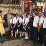 हेरिटेज वॉक: केपीएस के युवा पर्यटन क्लब के सदस्यों ने जाना रायपुर का इतिहास