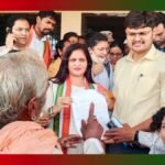 दायित्व मिलते ही कांग्रेस नेत्री रत्नावली एक्शन मोड में, किसानों की समस्याओं को लेकर कलेक्टर को सौंपा ज्ञापन