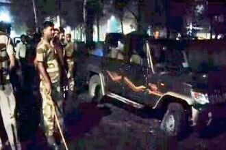 खदानों से नहीं रूक रही चोरी, पीली बत्ती लगी कार से सीआईएसएफ ने पकड़ा 15 जरीकेन डीजल