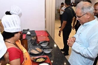 सेहत बाजार' मिलेट्स कैफे का मुख्यमंत्री ने किया शुभारम्भ, शुभकामना स्वरूप भेंट की 5 हजार रूपए की राशि