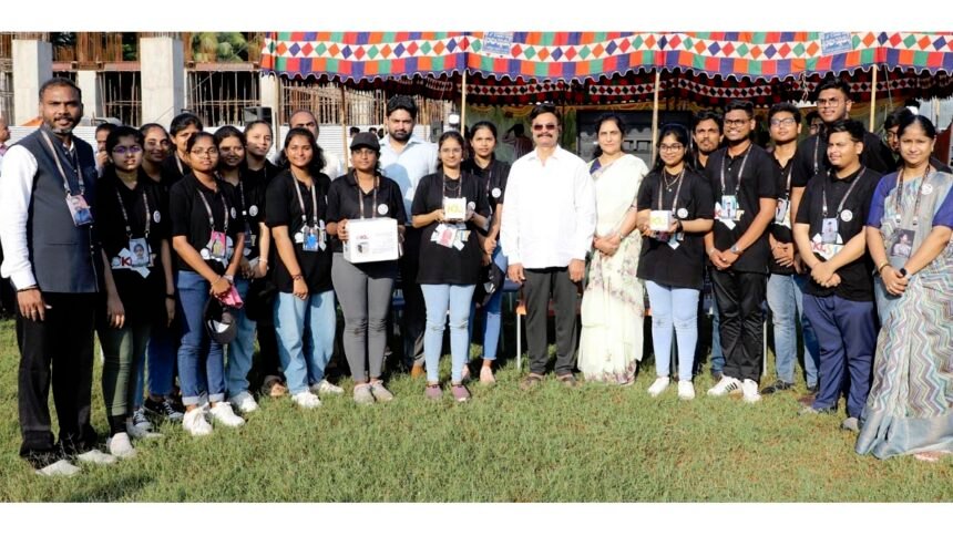 केएल डीम्ड टू बी यूनिवर्सिटी ने सफलतापूर्वक अपना पहला सैटेलाइट केएलसैट लांच कियावायुमंडल मापन प्रौद्योगिकी में एक महत्वपूर्ण कदम बढ़ाया