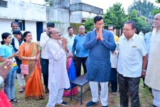 प्रगति यात्रा: विधायक देवेन्द्र ने खोला विकास का पिटारा, विभिन्न वार्डों को दिए लाखों के विकास कार्यों की सौगात