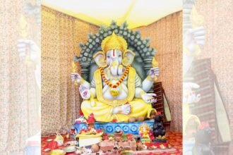 एकलव्य गणेशोत्सव समिति शास्त्री नगर द्वारा कल भंडारा का आयोजन