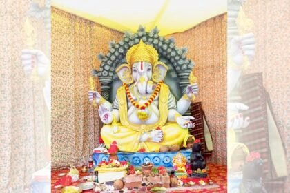 एकलव्य गणेशोत्सव समिति शास्त्री नगर द्वारा कल भंडारा का आयोजन