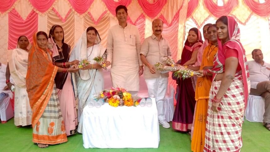 सीएम भूपेश बघेल के नेतृत्व में बेहतर विकास के लिए लगातार काम कर रही प्रदेश सरकार - जितेन्द्र साहू