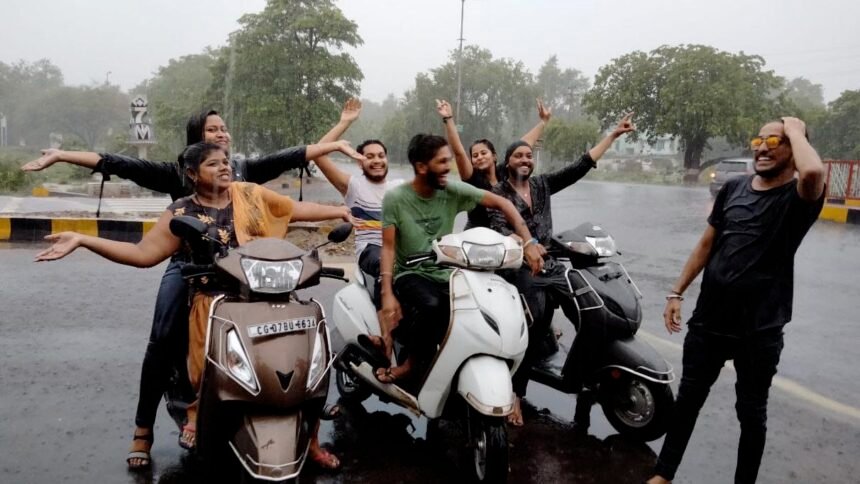 Weather Update: छत्तीसगढ़ में मौसम ने ली करवट, राजधानी सहित दुर्ग-भिलाई में झमाझम बारिश, गर्मी से मिली राहत