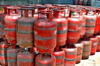 रसोई गैस होगी सस्ती, खुलेगा नौकरियों का पिटारा, मोदी सरकार के आम बजट में इस बार रखा जाएगा हर वर्ग का ख्याल