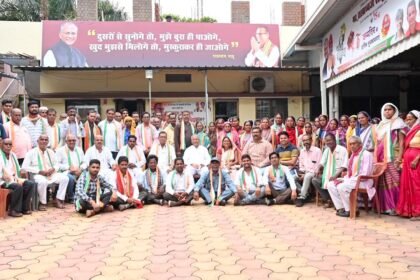 ग्राम खोपली और काशीडीह के ग्रामीणों ने थामा कांग्रेस हाथ, भूपेश सरकार के विकास कार्यों से हुए प्रभावित