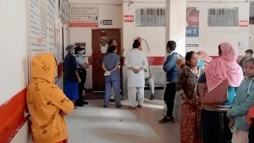 प्रसव कक्ष में मितानिन बना रही थी वीडियो, मना करने पर महिला डॉक्टर से की मारपीट, मामला दर्ज कर जांच में जुटी पुलिस