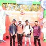 छायाचित्र प्रदर्शनी: मेरे घर के पते में छत्तीसगढ़ लिखा तो इसकी वजह अटल जी, राइटिंग वाल में प्रतिक्रिया लिख रहे युवा