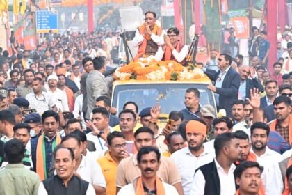 कबीर से गांधी तक के आदर्शों को लेकर निकला मुख्यमंत्री के नेतृत्व में जनसैलाब